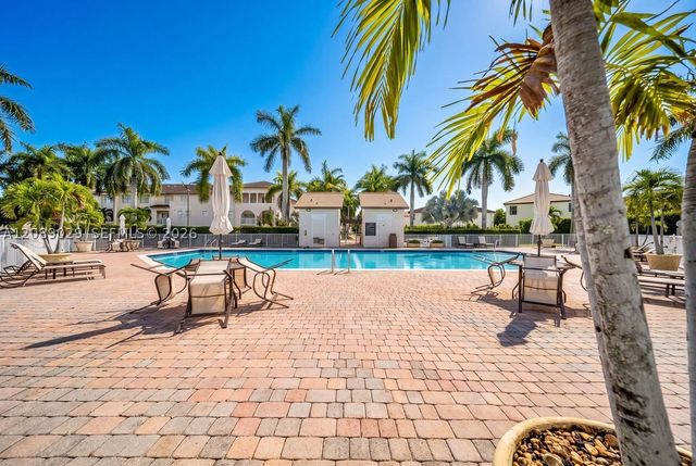 11603 NW 89th St 213, Doral, FL 33178