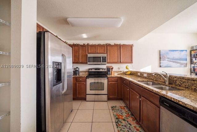 11603 NW 89th St 213, Doral, FL 33178