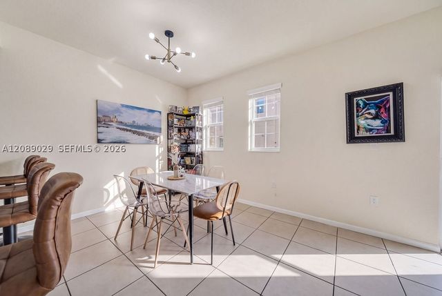 11603 NW 89th St 213, Doral, FL 33178