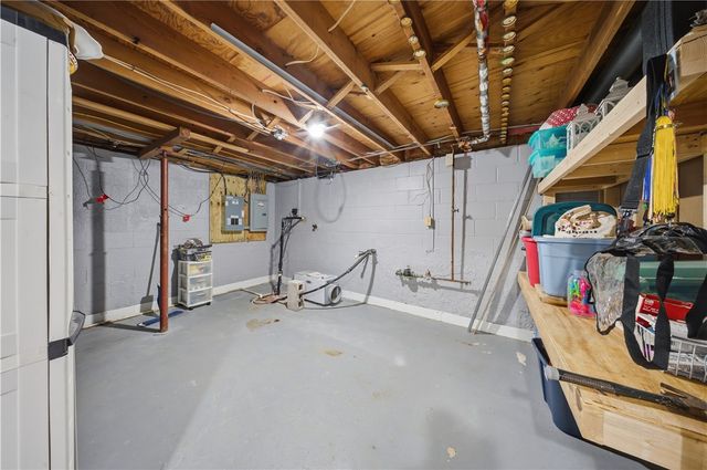 3356 Monroe Wayne County Line Road, Walworth, NY 14502