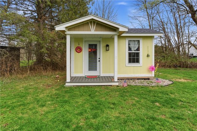 3356 Monroe Wayne County Line Road, Walworth, NY 14502