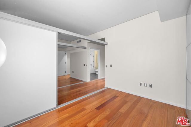 1155 S Grand Avenue 419, Los Angeles, CA 90015