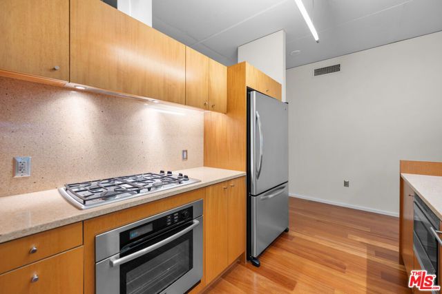 1155 S Grand Avenue 419, Los Angeles, CA 90015