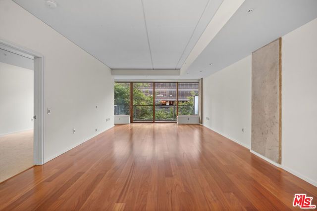 1155 S Grand Avenue 419, Los Angeles, CA 90015