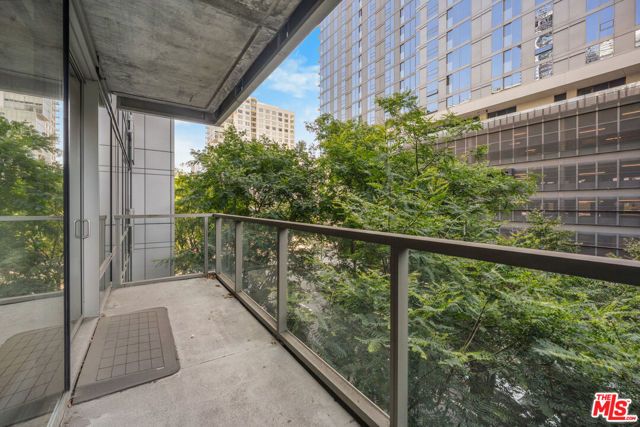 1155 S Grand Avenue 419, Los Angeles, CA 90015