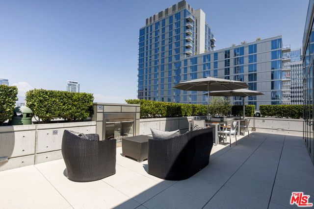 1155 S Grand Avenue 419, Los Angeles, CA 90015