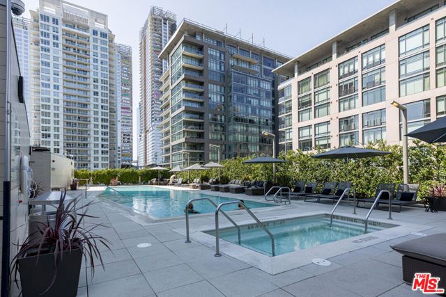 1155 S Grand Avenue 419, Los Angeles, CA 90015