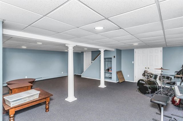 20 Lancia Drive, East Norwich, NY 11732