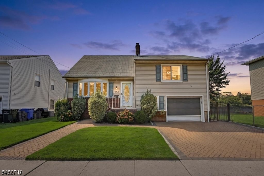 378 Riverside Ave, Rutherford Boro, NJ 07070 — exterior