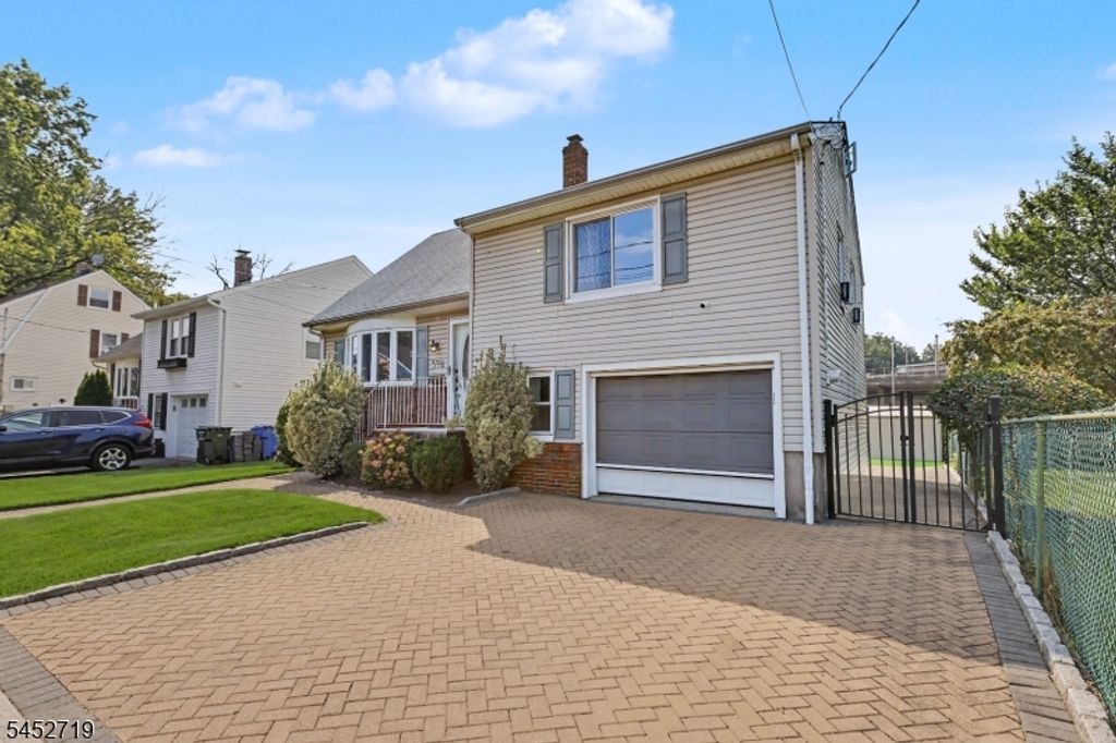 378 Riverside Ave, Rutherford Boro, NJ 07070 — photo 3