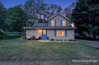 323 N Mills Street, Greenville, MI 48838