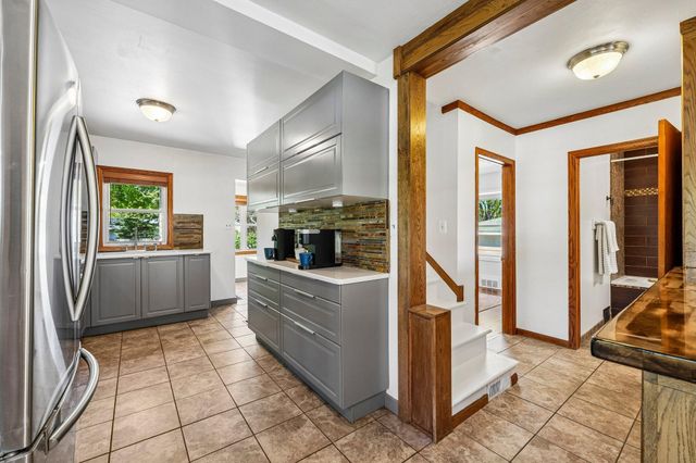 7710 Groveland Road, Mounds View, MN 55112