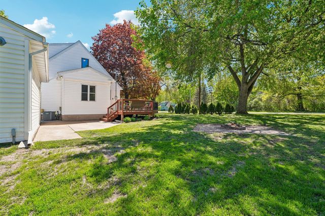 7710 Groveland Road, Mounds View, MN 55112