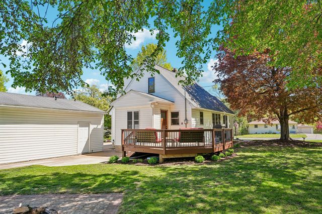 7710 Groveland Road, Mounds View, MN 55112