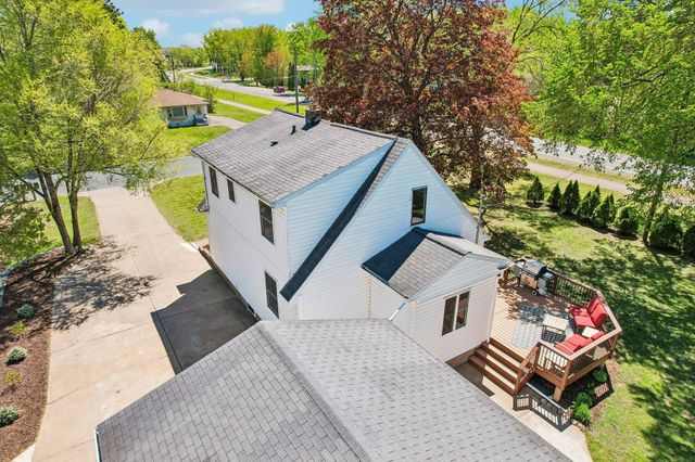 7710 Groveland Road, Mounds View, MN 55112