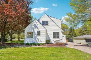 7710 Groveland Road, Mounds View, MN 55112