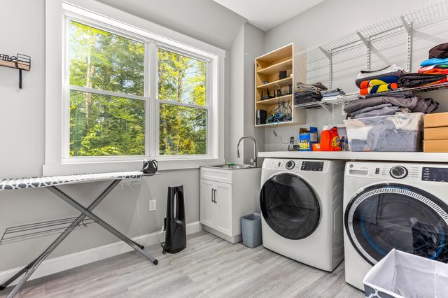 11 Weeping Birches Lane, Thornton, NH 03285