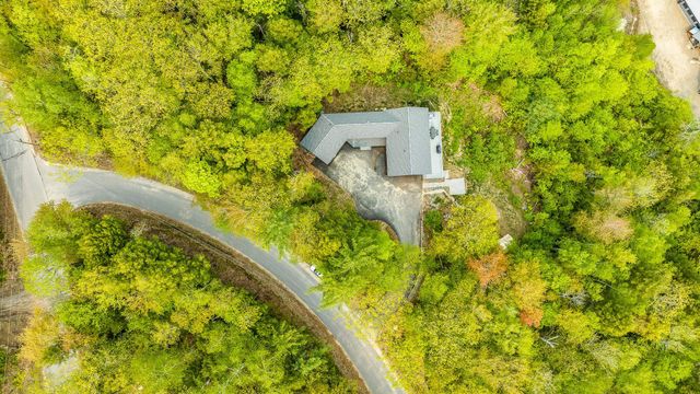 11 Weeping Birches Lane, Thornton, NH 03285