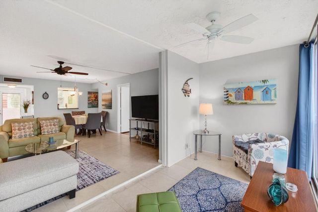 10 Willowbrook 205, Delray Beach, FL 33446