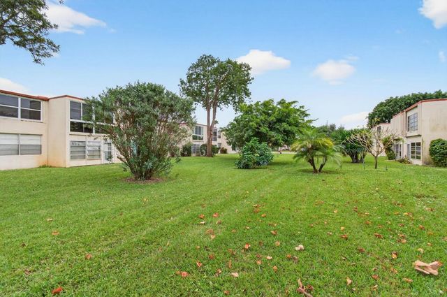 10 Willowbrook 205, Delray Beach, FL 33446