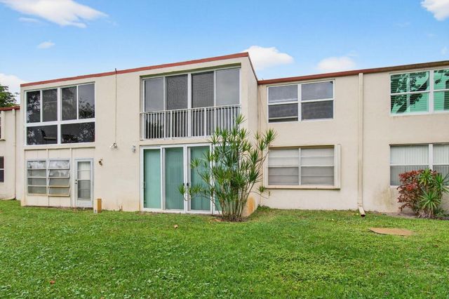 10 Willowbrook 205, Delray Beach, FL 33446