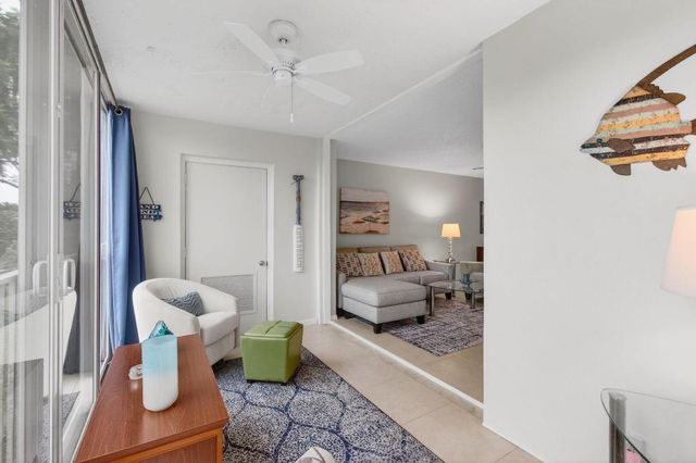 10 Willowbrook 205, Delray Beach, FL 33446