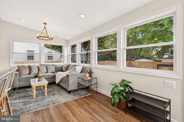 6709 JEFFERSON AVE, Falls Church, VA 22042
