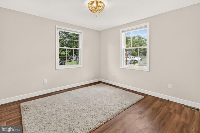 6709 JEFFERSON AVE, Falls Church, VA 22042