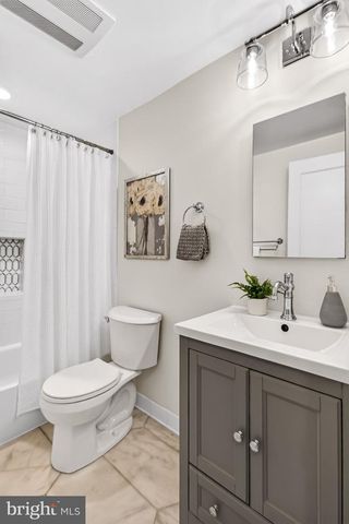 6709 JEFFERSON AVE, Falls Church, VA 22042