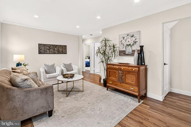 6709 JEFFERSON AVE, Falls Church, VA 22042
