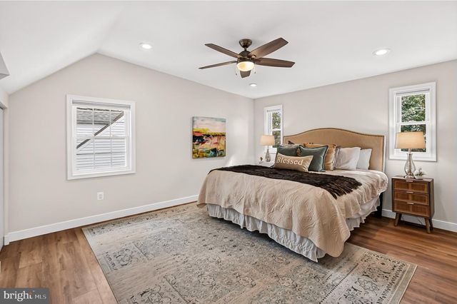 6709 JEFFERSON AVE, Falls Church, VA 22042