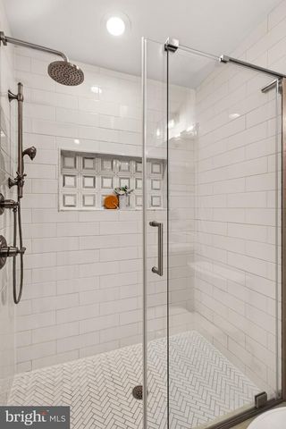 6709 JEFFERSON AVE, Falls Church, VA 22042