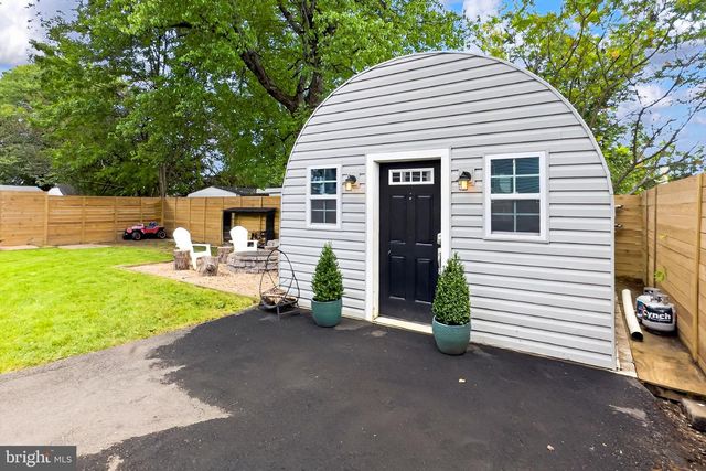 6709 JEFFERSON AVE, Falls Church, VA 22042