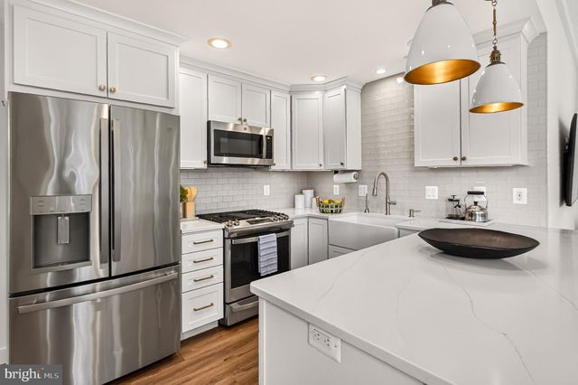6709 JEFFERSON AVE, Falls Church, VA 22042