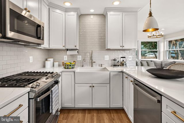 6709 JEFFERSON AVE, Falls Church, VA 22042