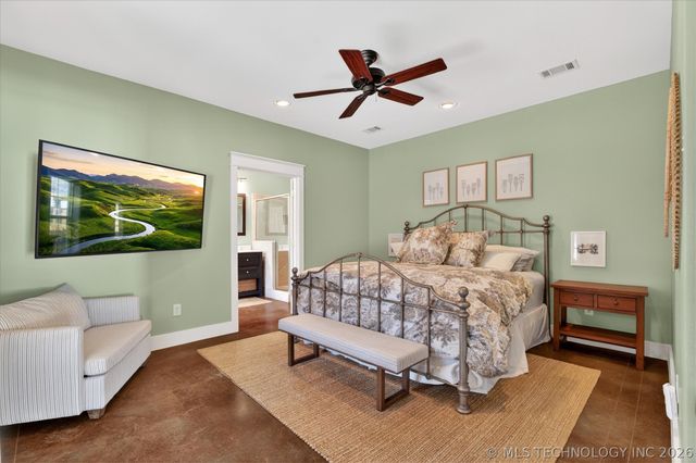 38 Oakwood Drive, Cartwright, OK 74731