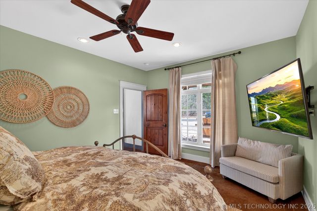 38 Oakwood Drive, Cartwright, OK 74731