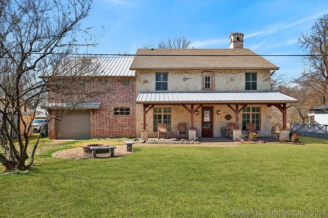 38 Oakwood Drive, Cartwright, OK 74731