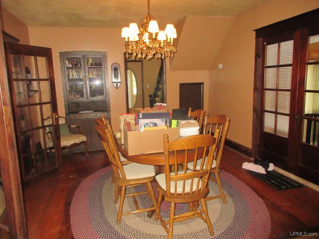 902 Putnam Street, Wakefield, MI 49968