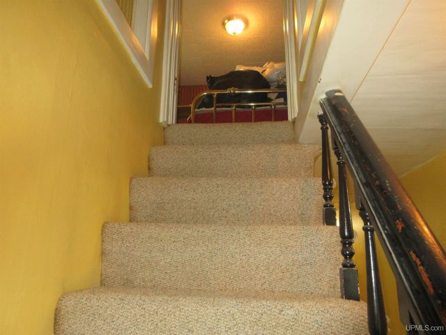 902 Putnam Street, Wakefield, MI 49968