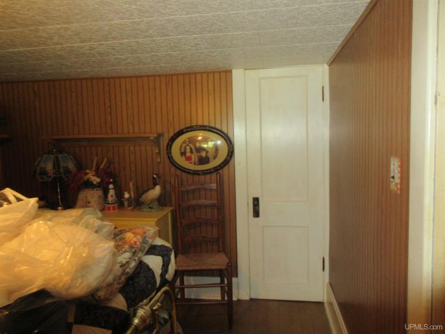 902 Putnam Street, Wakefield, MI 49968