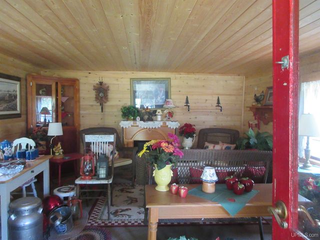 902 Putnam Street, Wakefield, MI 49968