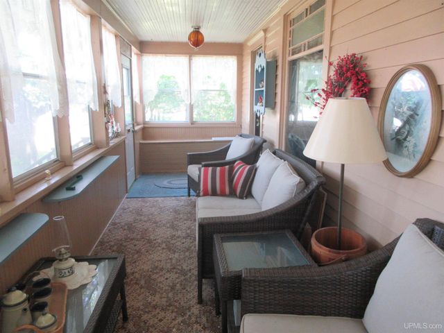 902 Putnam Street, Wakefield, MI 49968