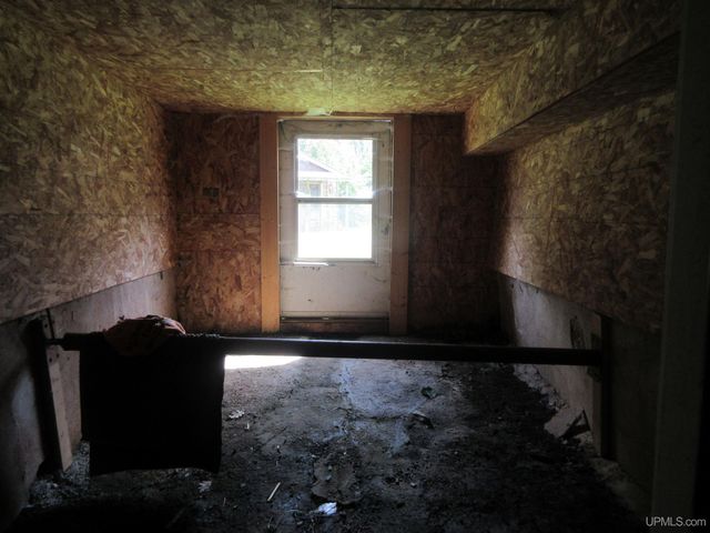 902 Putnam Street, Wakefield, MI 49968