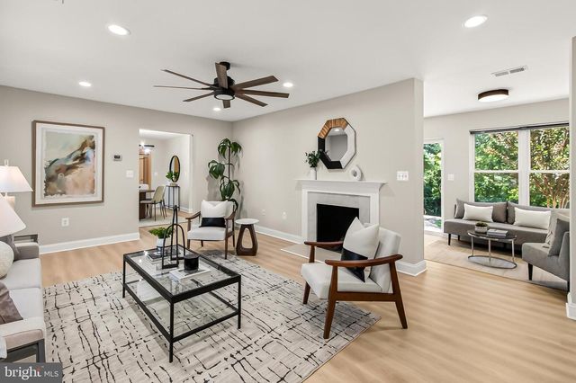 201 LONGVIEW DR, Alexandria, VA 22314