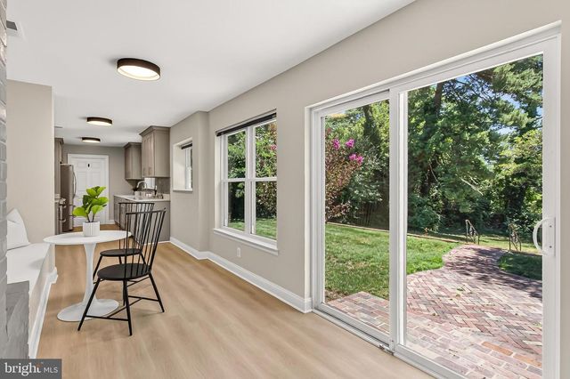 201 LONGVIEW DR, Alexandria, VA 22314
