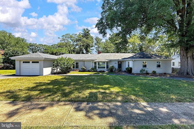 201 LONGVIEW DR, Alexandria, VA 22314