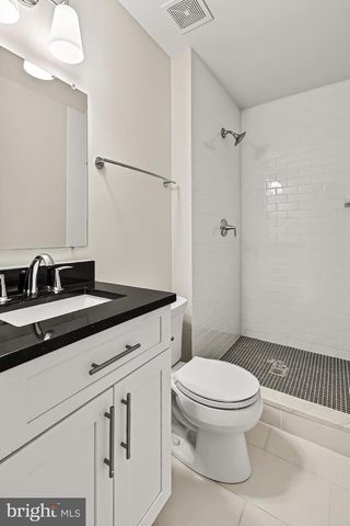 201 LONGVIEW DR, Alexandria, VA 22314