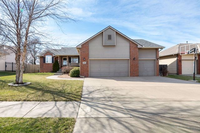 8305 E Old Mill St, Wichita, KS 67226