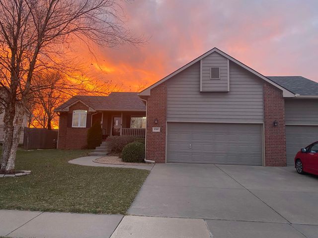 8305 E Old Mill St, Wichita, KS 67226